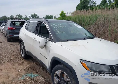 2018 Jeep Compass Limited 4X4 из США, поврежденный, VIN 3C4NJDCB5JT100817